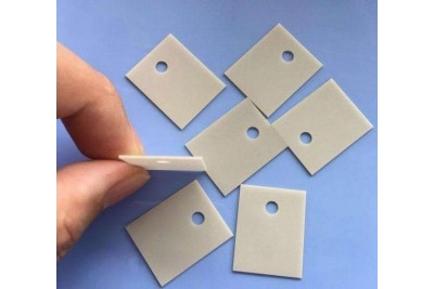 氮化鋁陶瓷基板與氧化鋁陶瓷基板的區(qū)別 氮化鋁陶瓷基板與氧化鋁陶瓷基板的區(qū)別